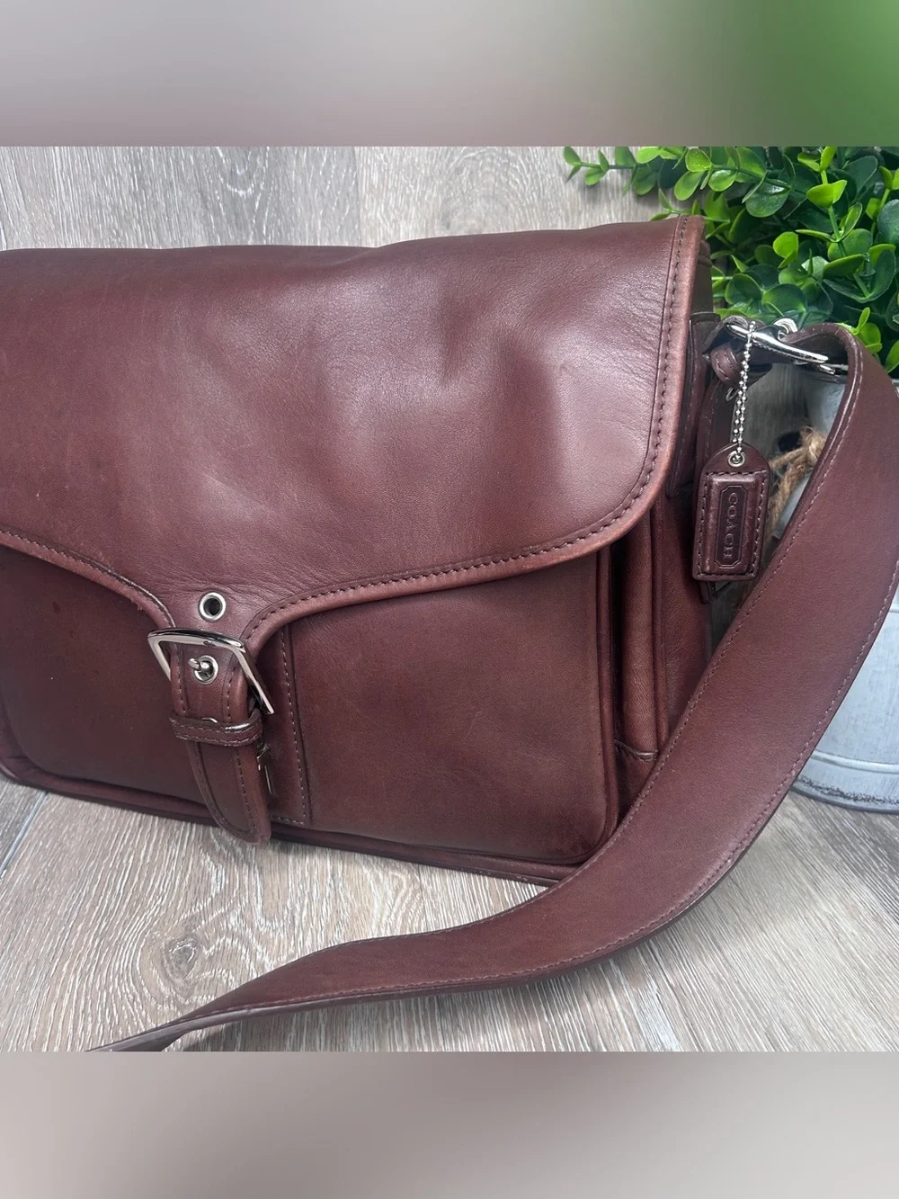 Coach Vintage Glove‑Tanned Leather Messenger Bag Brown Crossbody G23‑5735